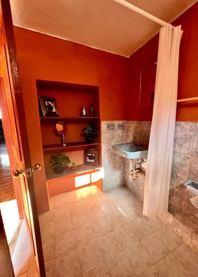 Alena Hostal Valladolid  Eksteriør bilde