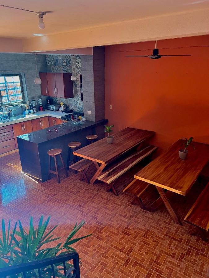 Alena Hostal Valladolid  Eksteriør bilde