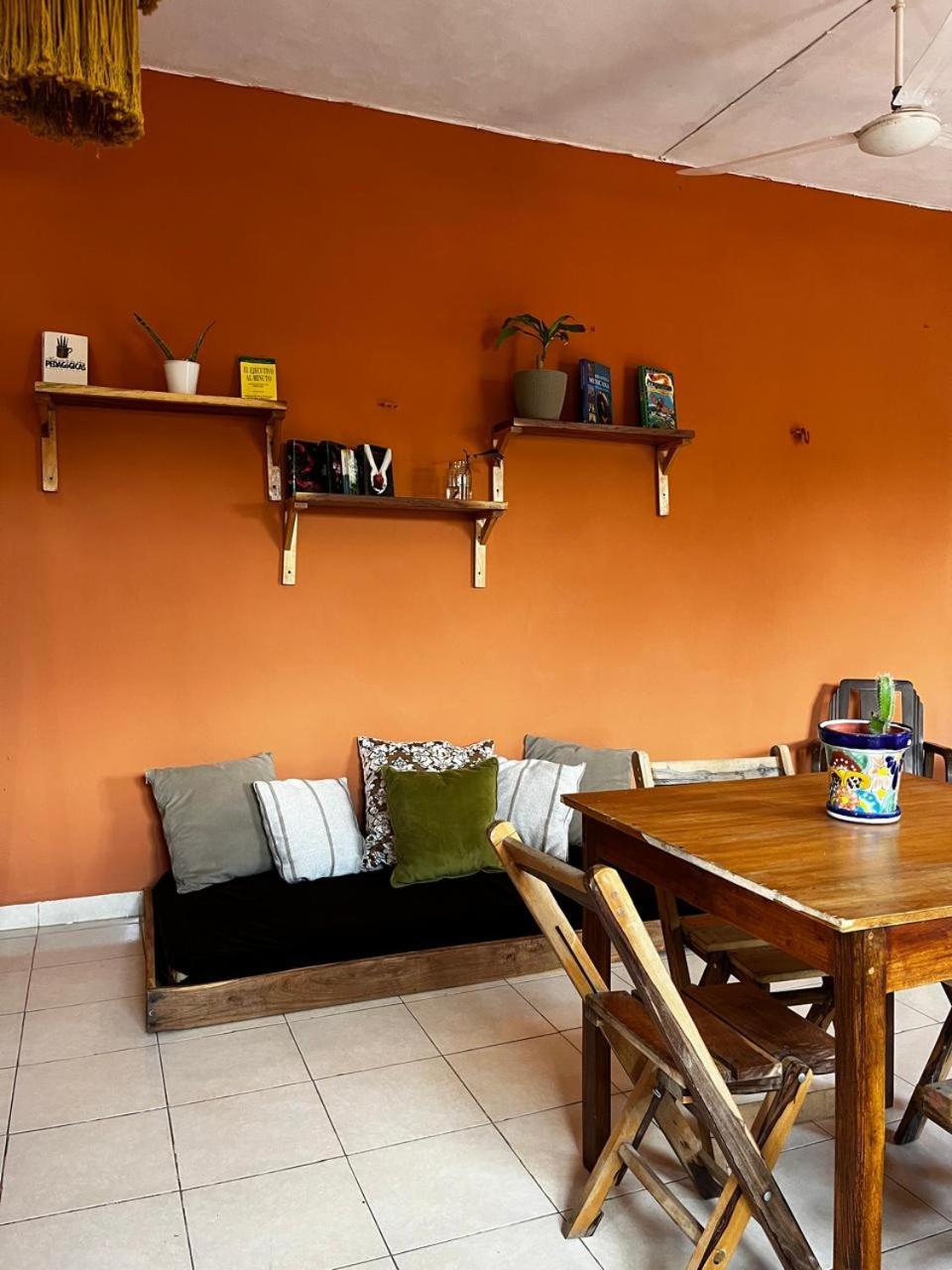 Alena Hostal Valladolid  Eksteriør bilde